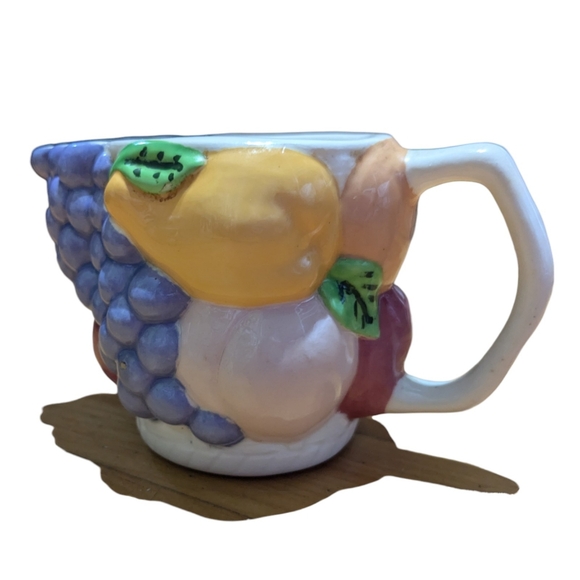Diane Levesque| Vintage 1970s/80s 3D Fruit Glazed Ceramic Sugar & Creamer Set - Picture 9 of 12